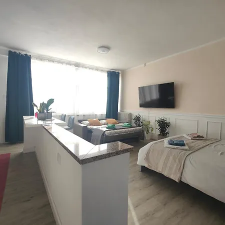Mini Loft Con Terrazza Vista Alpi Apartman
